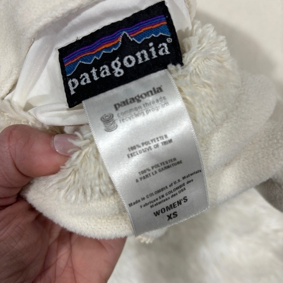 Patagonia Woman’s Sherpa Fleece Reversible Cream Jacket Size XS - Picture 5 of 9